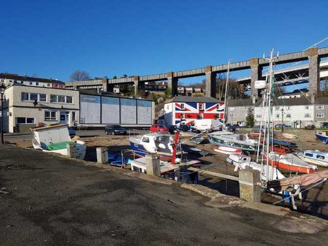 Saltash Waterfront with Union Inn